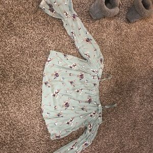 American Eagle Outfitters Long Sleeve